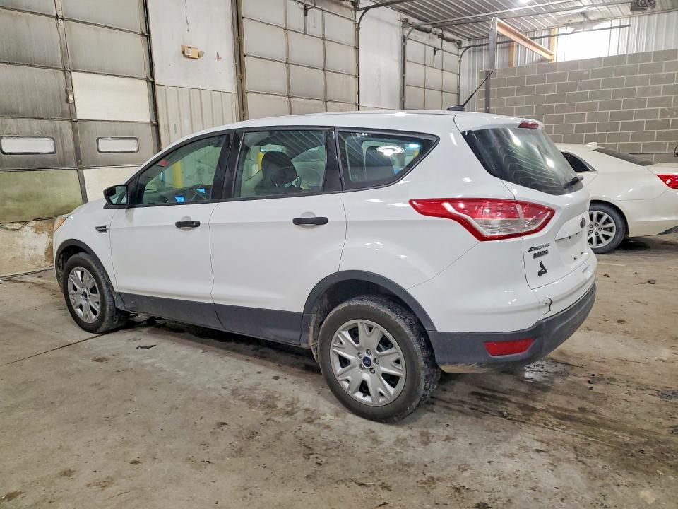 Фото 2 с аукциона – 2013 FORD ESCAPE S с VIN 1FMCU0F70DUB39643