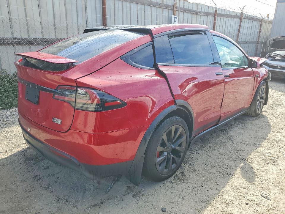 Photo 3 from auction – 2025 TESLA MODEL X with VIN 7SAXCBE66SF463508