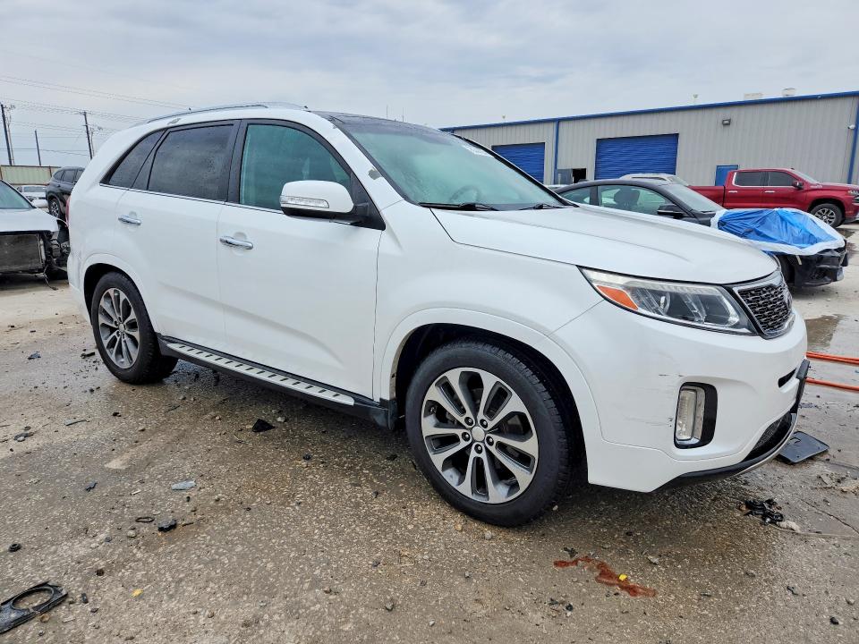 Photo 4 from auction – 2014 KIA SORENTO SX with VIN 5XYKW4A75EG453493