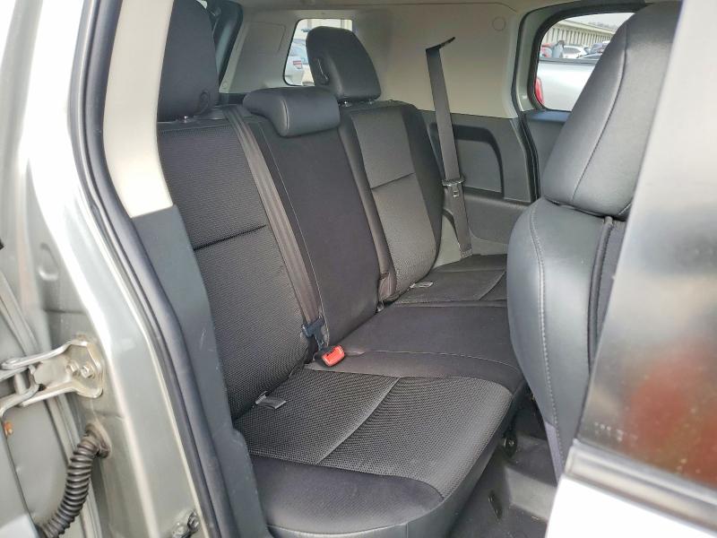 Photo 11 from auction – 2012 TOYOTA FJ CRUISER with VIN JTEBU4BF3CK146774