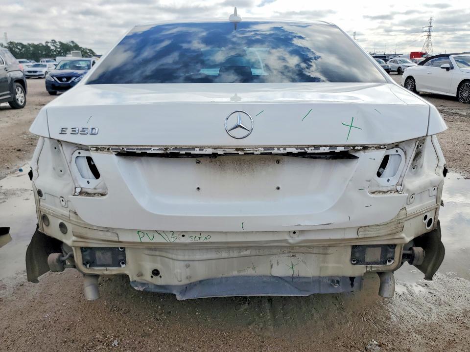 Photo 6 from auction – 2015 MERCEDES-BENZ E with VIN WDDHF5KB9FB154688