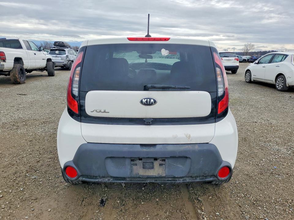 Photo 6 from auction – 2015 KIA SOUL with VIN KNDJP3A59F7208809