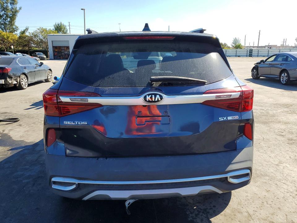 Photo 6 from auction – 2021 KIA SELTOS SX with VIN KNDETCA2XM7158938