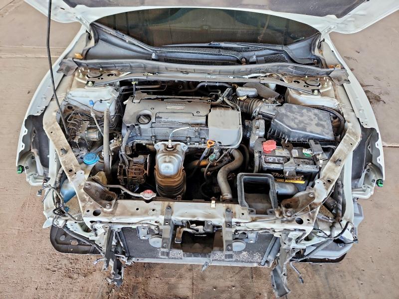 Photo 11 from auction – 2016 HONDA ACCORD with VIN 1HGCR2F54GA168599