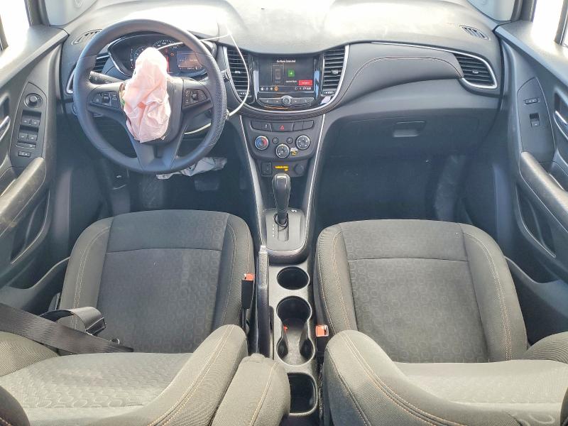 Photo 8 from auction – 2020 CHEVROLET TRAX LS with VIN KL7CJKSB5LB323082