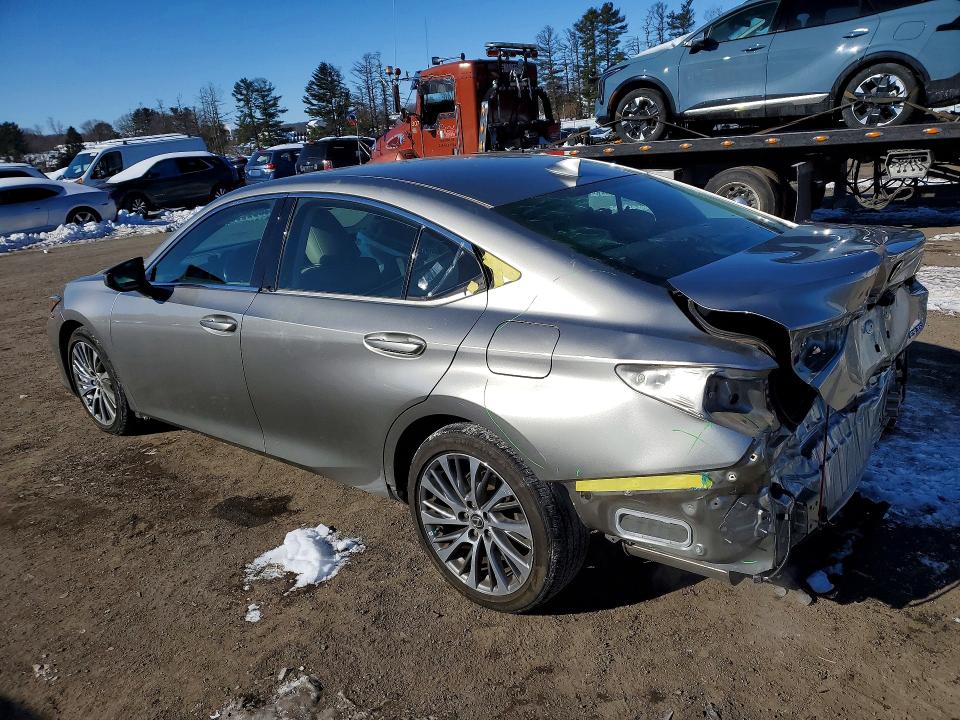 Zdjęcie 2 z aukcji – 2020 LEXUS ES z VIN 58ADZ1B19LU074974