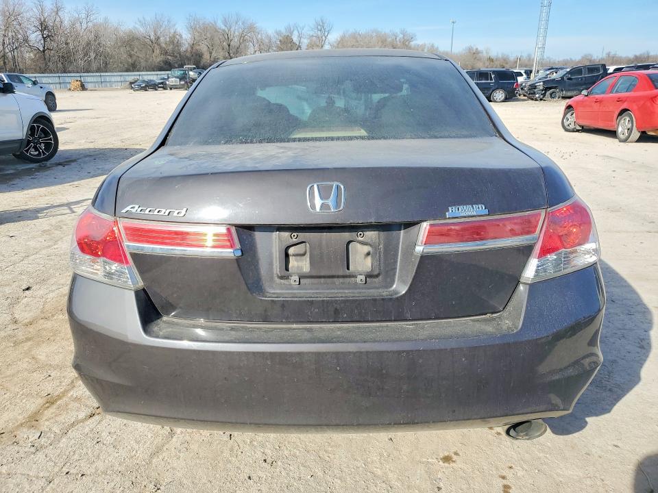 Photo 6 from auction – 2012 HONDA ACCORD with VIN 1HGCP2F47CA108257