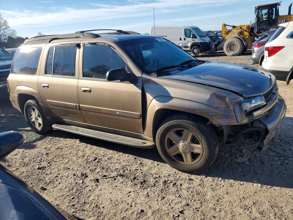 Photo 4 from auction – 2003 CHEVROLET TRAILBLAZE with VIN 1GNET16S736154662