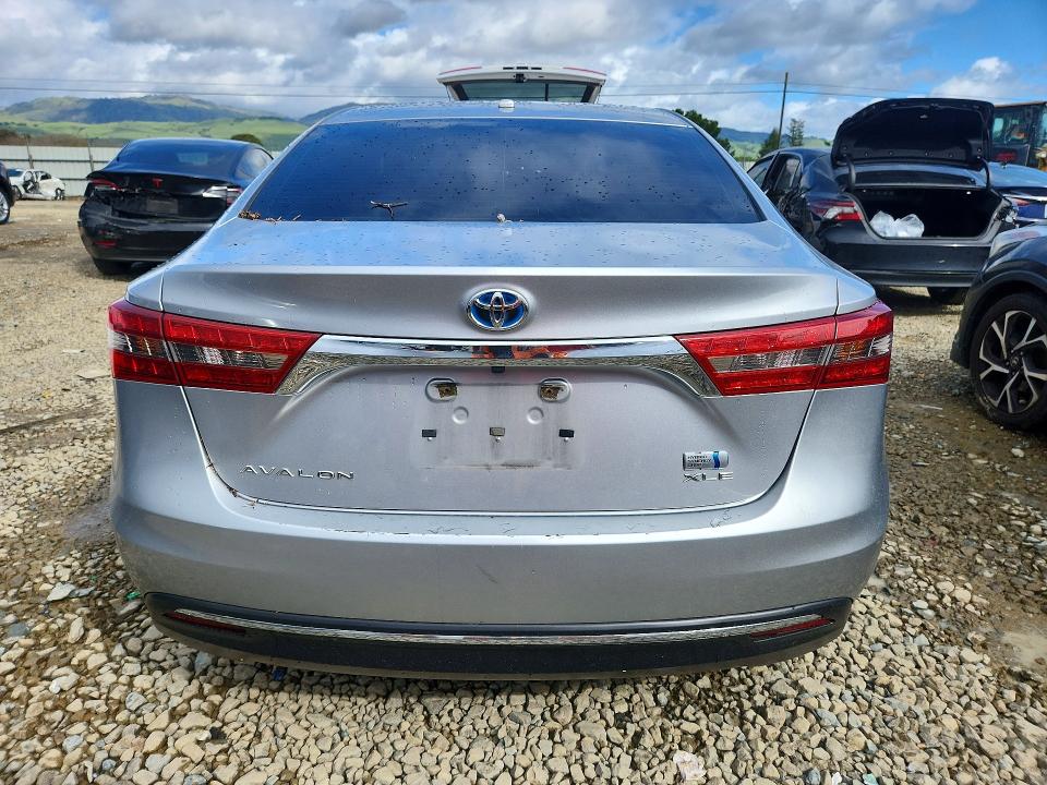 Photo 6 from auction – 2018 TOYOTA AVALON with VIN 4T1BD1EB9JU064024