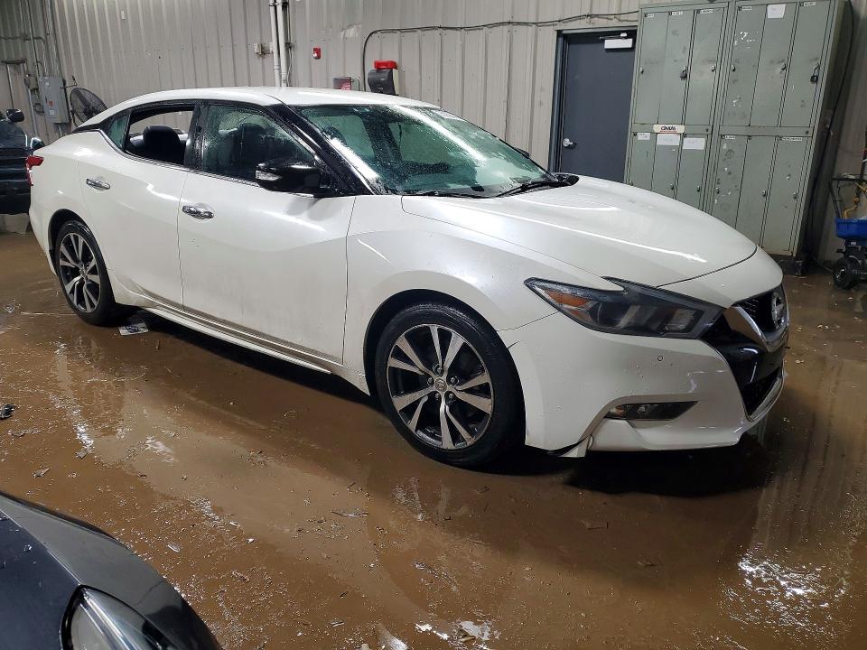 Photo 4 from auction – 2016 NISSAN MAXIMA 3.5 with VIN 1N4AA6AP0GC417164