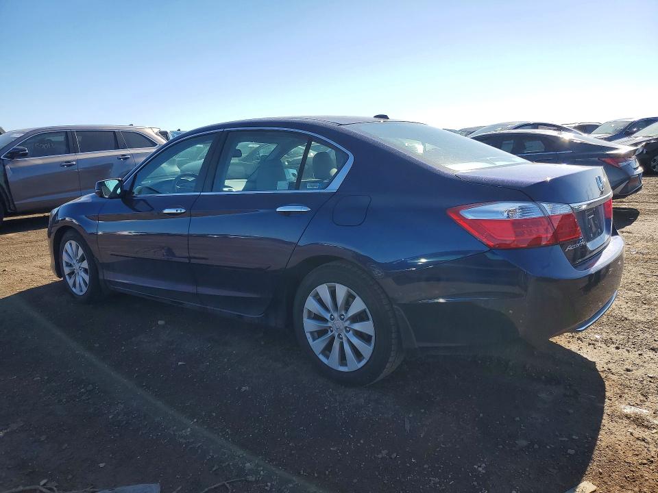 Photo 2 from auction – 2013 HONDA ACCORD with VIN 1HGCR2F80DA138523