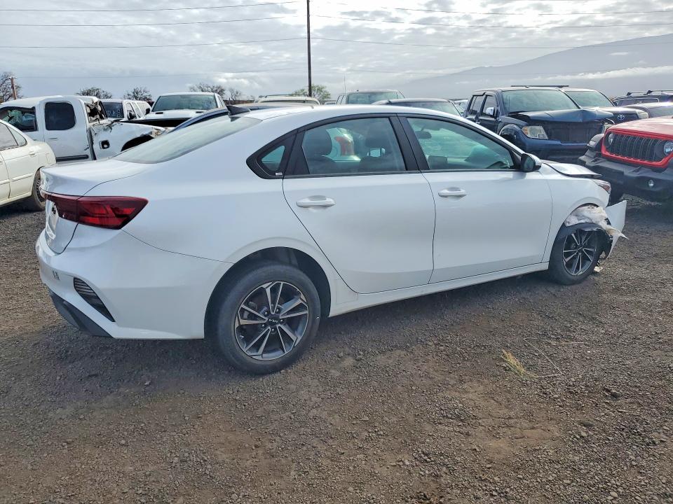 Photo 3 from auction – 2024 KIA FORTE LX with VIN 3KPF24AD2RE698046