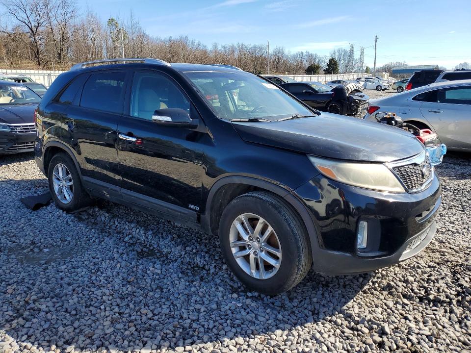 Photo 4 from auction – 2014 KIA SORENTO with VIN 5XYKTDA76EG498208