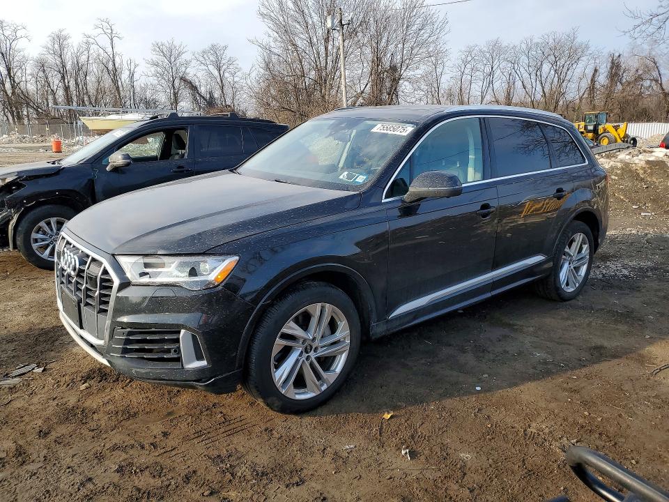 AUDI Q7 PREMIUM 2022 with VIN WA1LXBF72ND020155 - Photo from auction