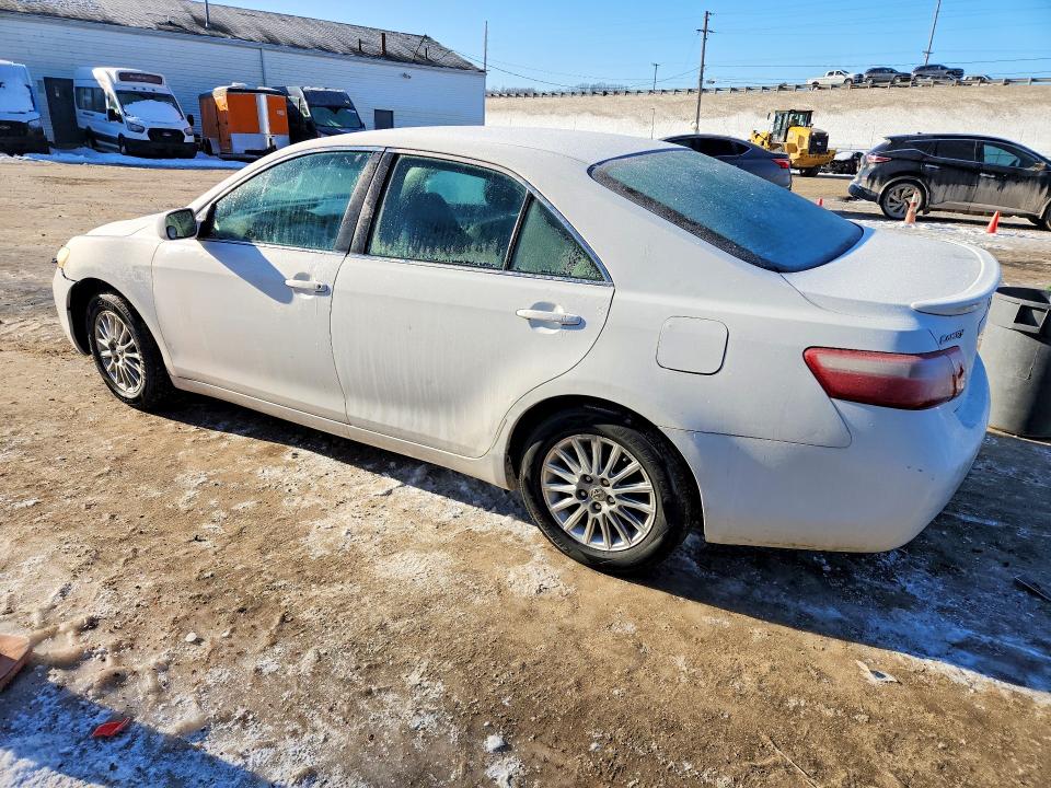 Photo 2 from auction – 2007 TOYOTA CAMRY with VIN 4T1BE46K87U574192