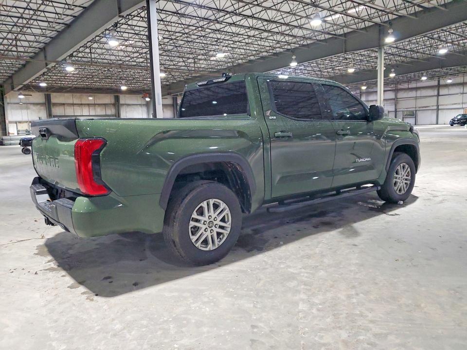 Photo 3 from auction – 2022 TOYOTA TUNDRA with VIN 5TFLA5DB6NX041850