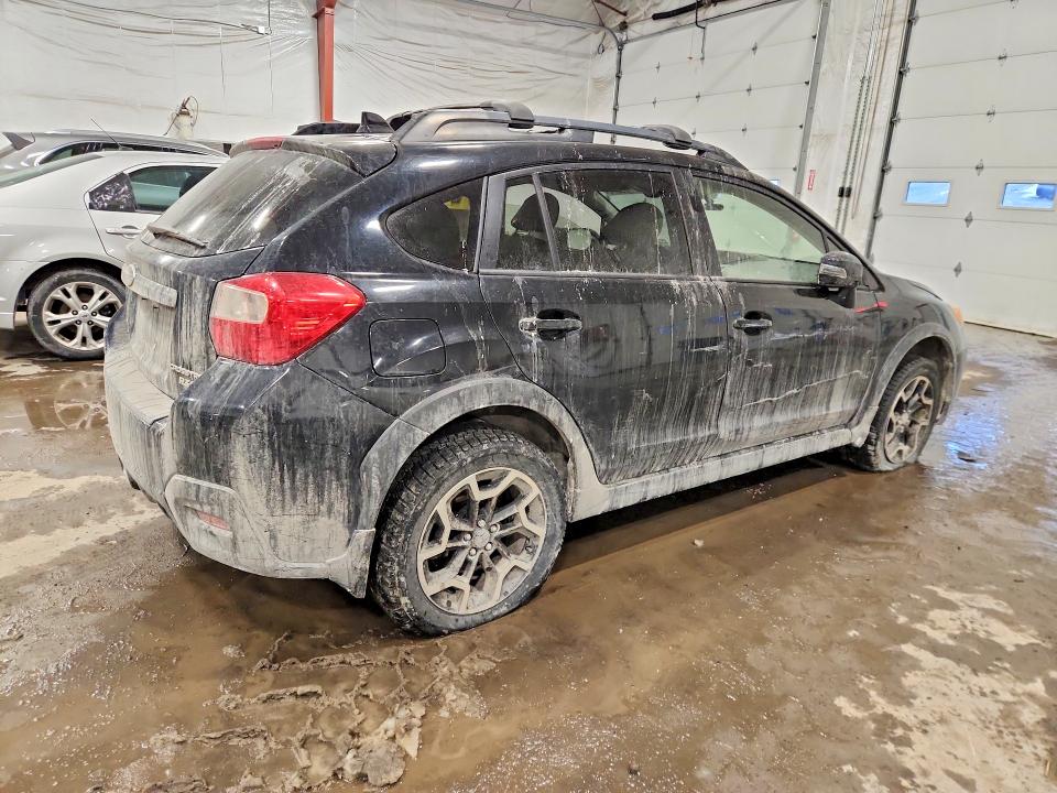 Photo 3 from auction – 2016 SUBARU CROSSTREK with VIN JF2GPANC9G8233620