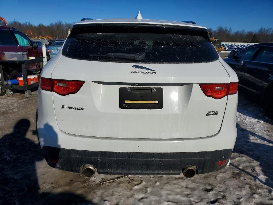 Photo 6 from auction – 2018 JAGUAR F-PACE PRE with VIN SADCJ2FX0JA283347