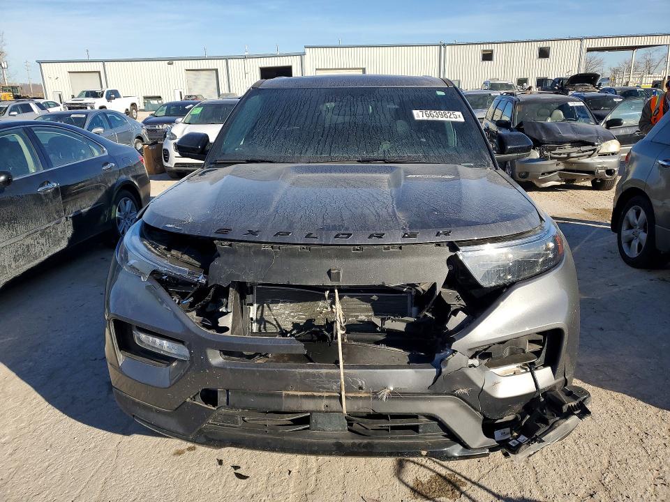 Photo 5 from auction – 2022 FORD EXPLORER with VIN 1FM5K8GC0NGA98262