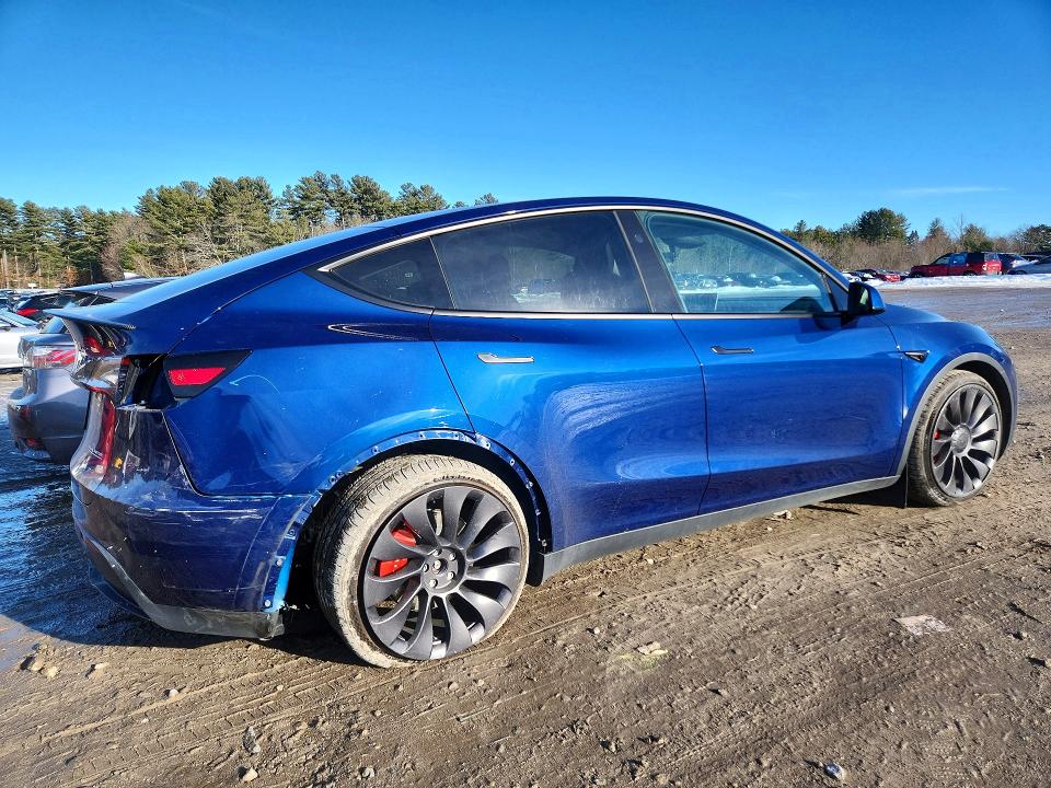 Photo 3 from auction – 2023 TESLA MODEL Y with VIN 7SAYGDEF3PF947941