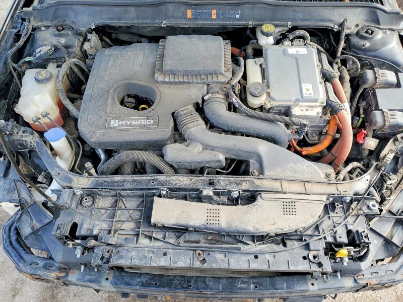 Photo 11 from auction – 2019 FORD FUSION with VIN 3FA6P0LU7KR196449