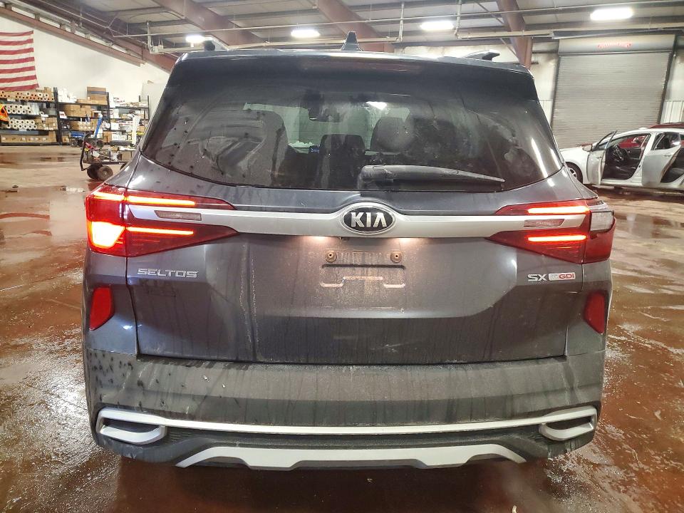 Photo 6 from auction – 2021 KIA SELTOS SX with VIN KNDETCA26M7208122