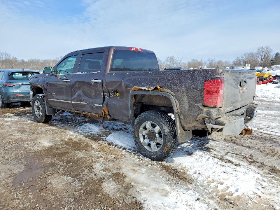 Photo 2 from auction – 2016 GMC SIERRA with VIN 1GT12TEG7GF216912