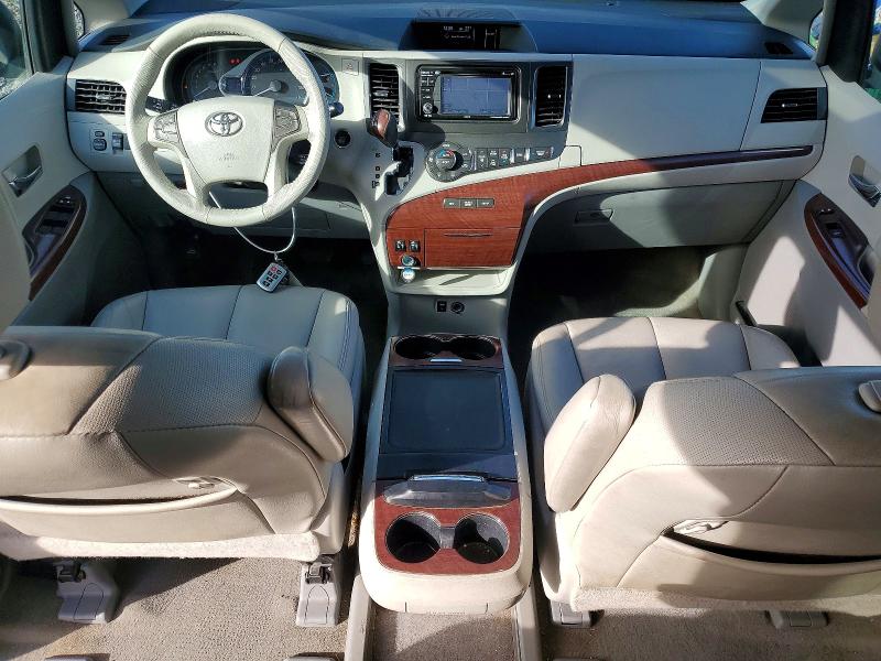 Photo 8 from auction – 2013 TOYOTA SIENNA XLE with VIN 5TDDK3DC9DS066518
