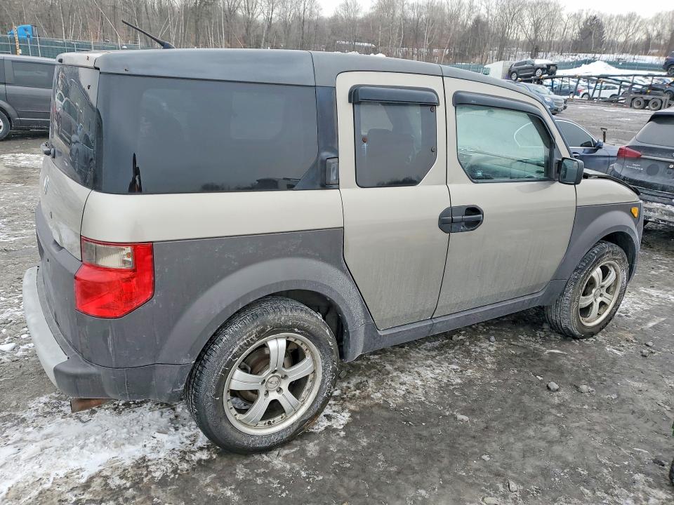 Foto 3 de la subasta – 2003 HONDA ELEMENT EX con VIN 5J6YH27693L050703