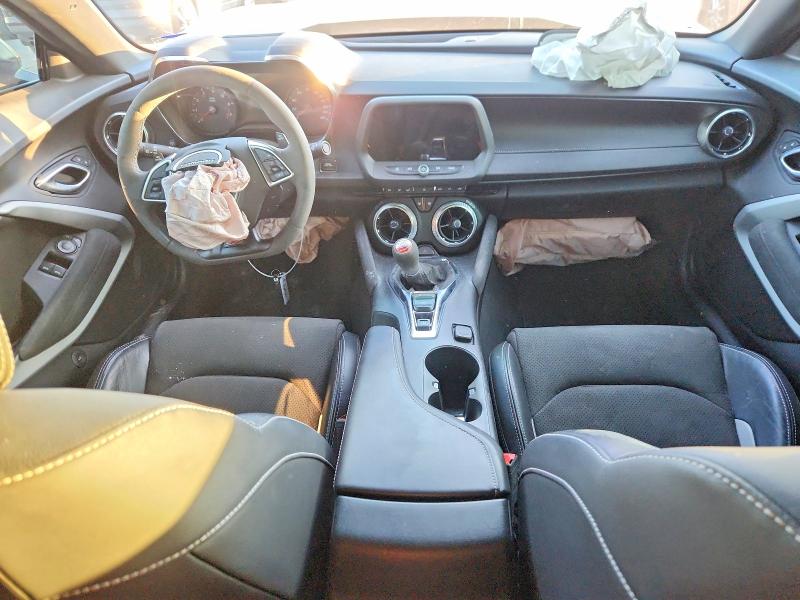 Photo 8 from auction – 2020 CHEVROLET CAMARO with VIN 1G1FE1R76L0105933