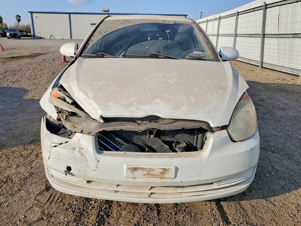 Photo 5 from auction – 2009 HYUNDAI ACCENT GLS with VIN KMHCN46C69U289698