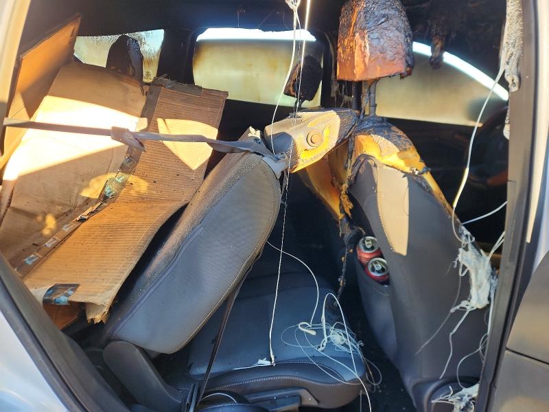 Photo 11 from auction – 2014 FORD ESCAPE with VIN 1FMCU9G99EUC41075