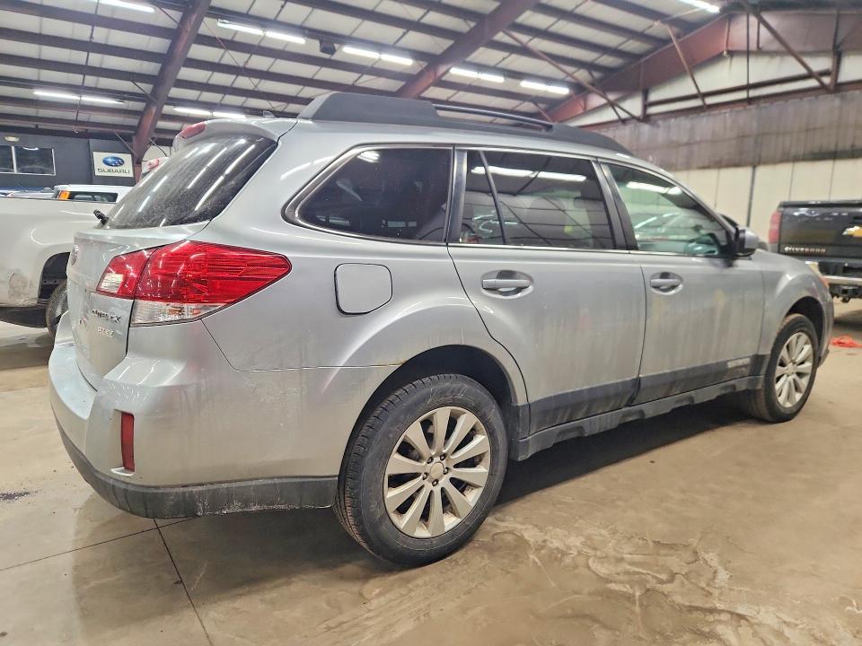 Photo 3 from auction – 2012 SUBARU OUTBACK with VIN 4S4BRBKC3C3288953