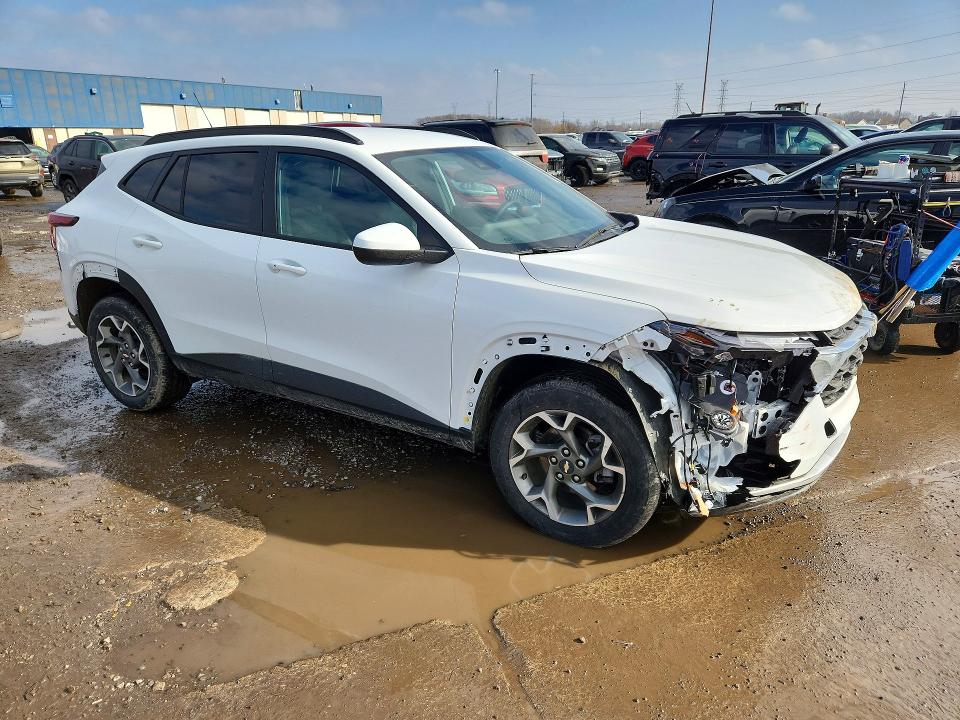 Photo 4 from auction – 2025 CHEVROLET TRAX with VIN KL77LHEP2SC137529