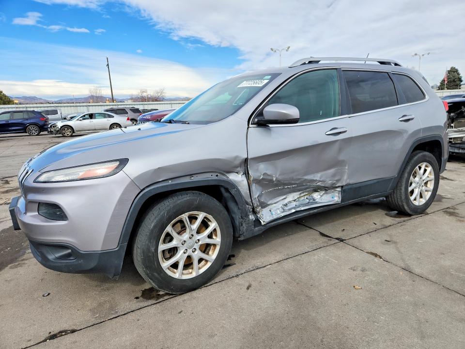 JEEP CHEROKEE 2015 with VIN 1C4PJMCB4FW502421 - Photo from auction
