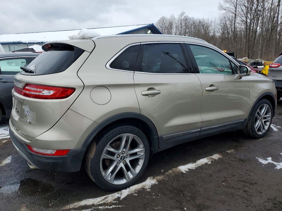 Photo 3 from auction – 2015 LINCOLN MKC with VIN 5LMTJ2AH4FUJ24521