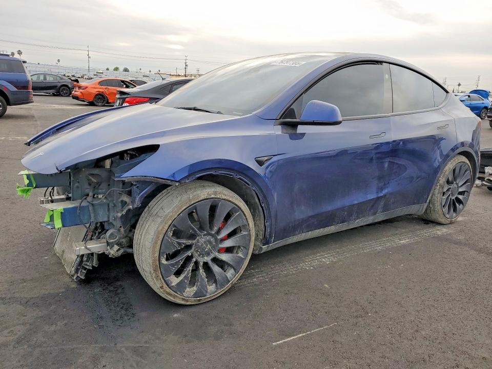 TESLA MODEL Y 2023 with VIN 7SAYGDEF5PF802240 - Photo from auction