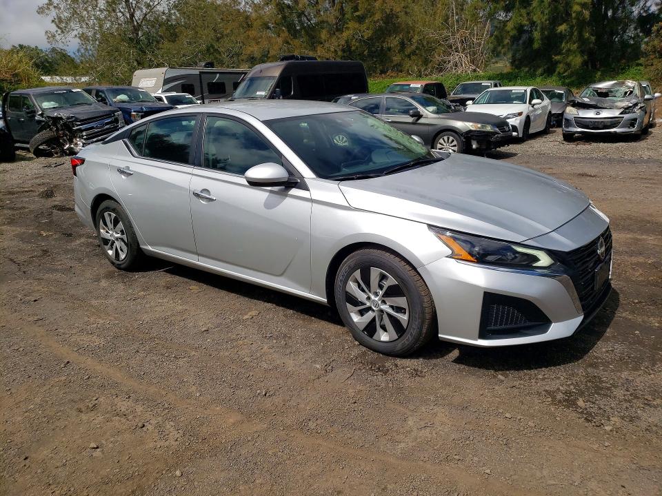 Photo 4 from auction – 2023 NISSAN ALTIMA S with VIN 1N4BL4BV1PN419350