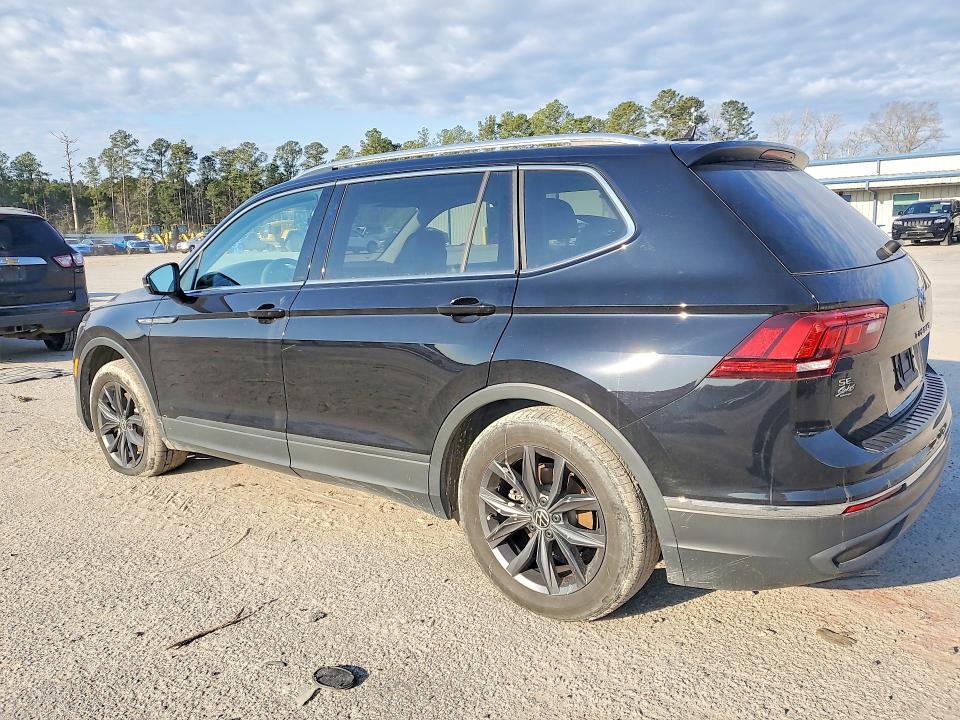 Photo 2 from auction – 2023 VOLKSWAGEN TIGUAN with VIN 3VVNB7AX8PM126510