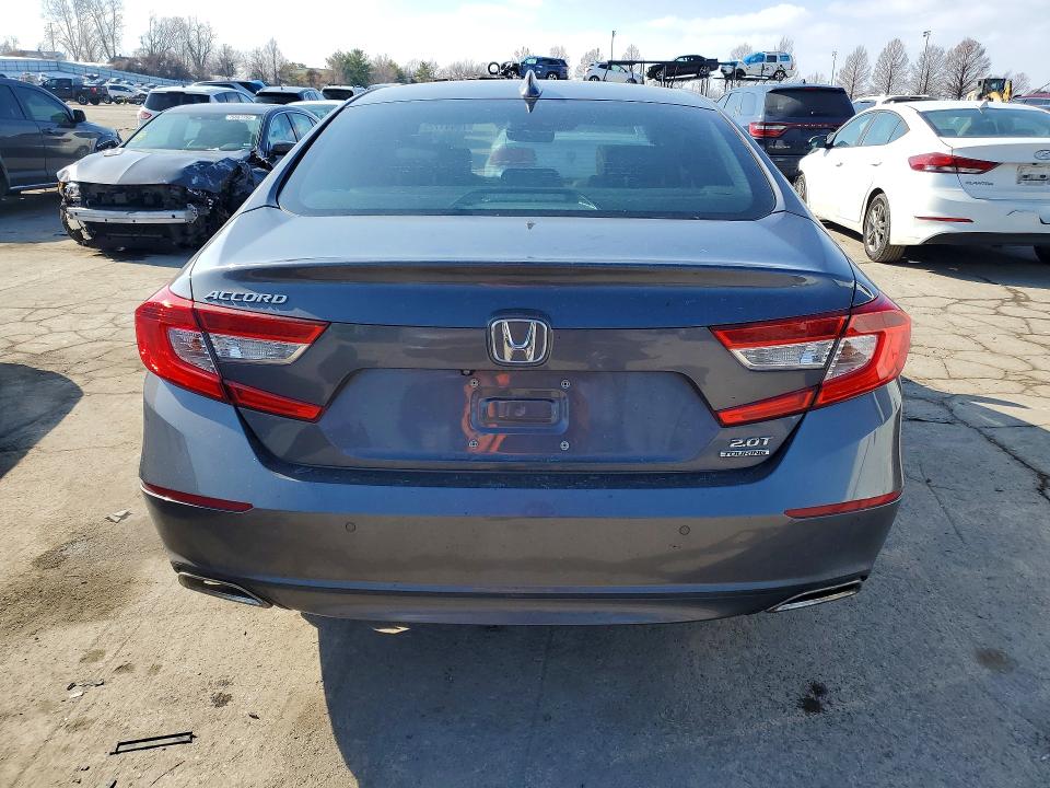 Photo 6 from auction – 2018 HONDA ACCORD with VIN 1HGCV2F92JA003494