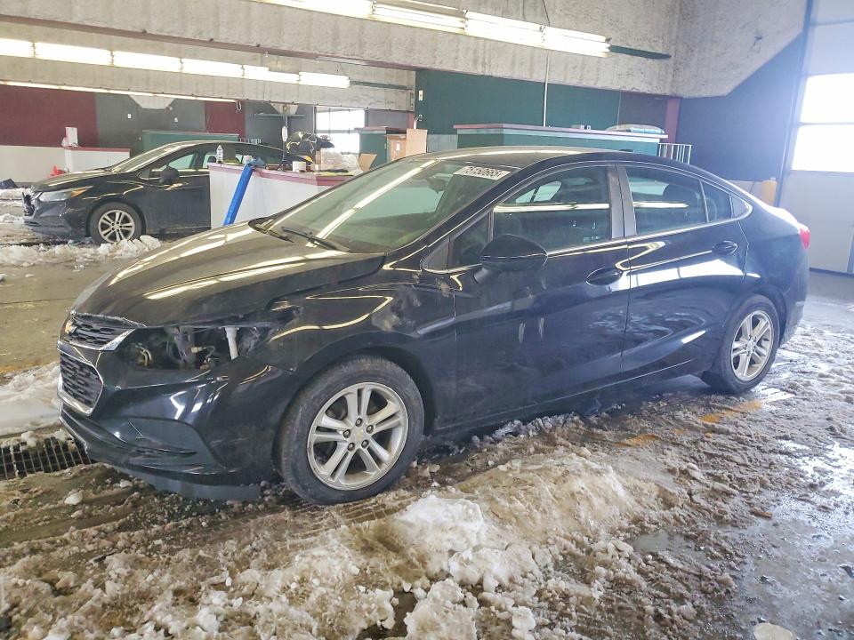 CHEVROLET CRUZE 2016 with VIN 1G1BE5SMXG7280205 - Photo from auction