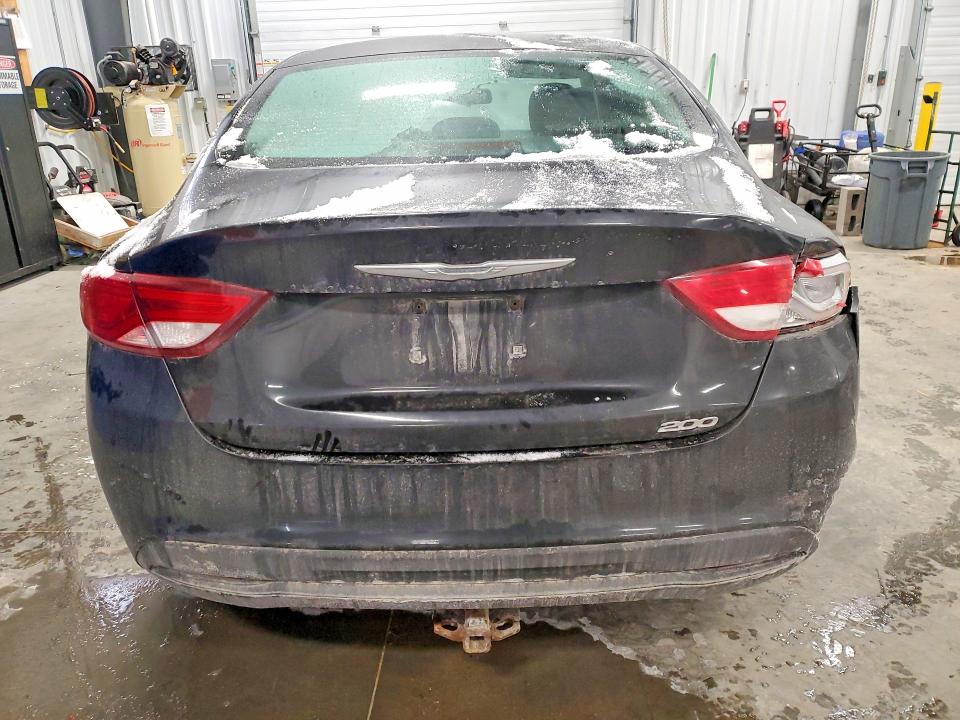 Photo 6 from auction – 2015 CHRYSLER 200 with VIN 1C3CCCFB0FN530905
