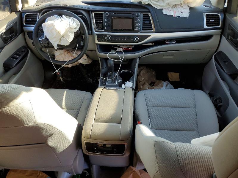 Photo 8 from auction – 2019 TOYOTA HIGHLANDER with VIN 5TDZZRFHXKS354283