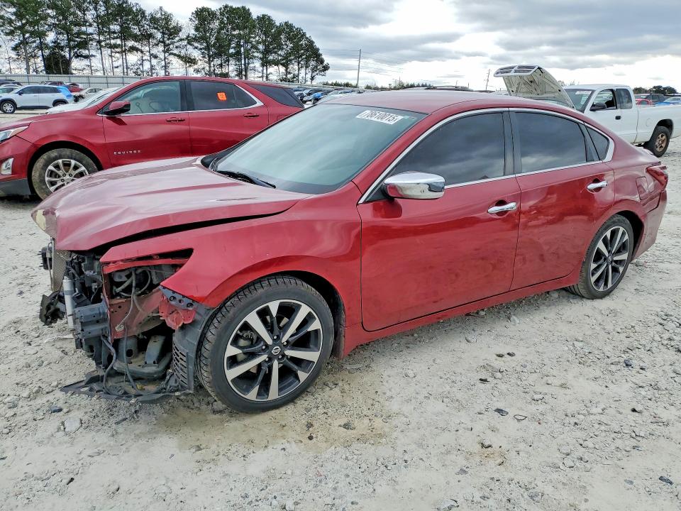 NISSAN ALTIMA 2018 with VIN 1N4AL3AP2JC137519 - Photo from auction