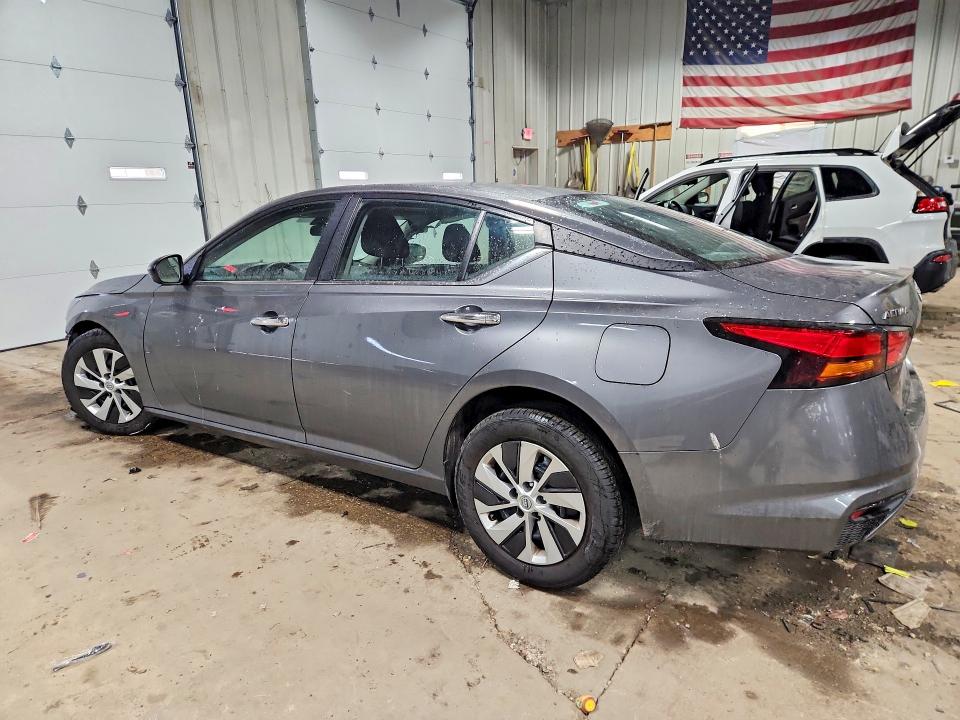 Zdjęcie 2 z aukcji – 2024 NISSAN ALTIMA z VIN 1N4BL4BV3RN373328