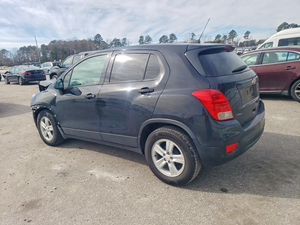Photo 2 from auction – 2020 CHEVROLET TRAX with VIN KL7CJKSB8LB033743