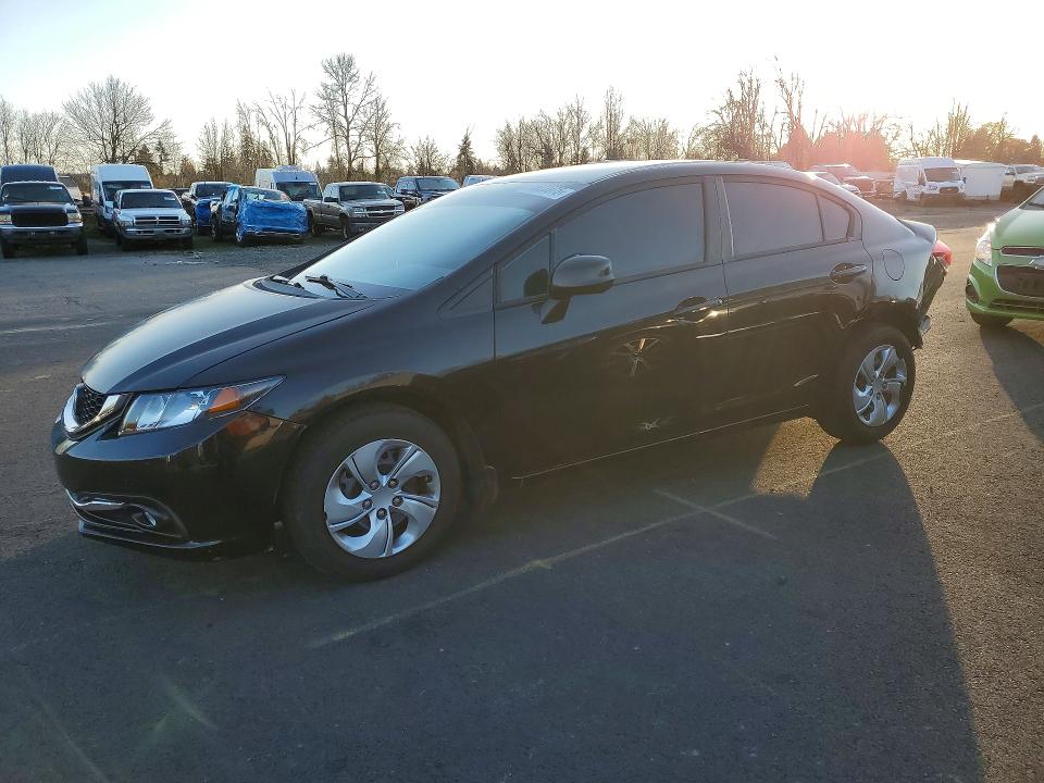HONDA CIVIC LX 2013 with VIN 19XFB2F51DE209733 - Photo from auction