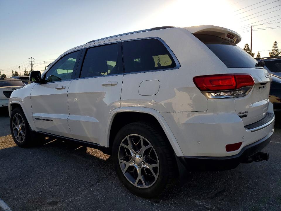 Photo 2 from auction – 2018 JEEP GRAND CHER with VIN 1C4RJFBM4JC374201