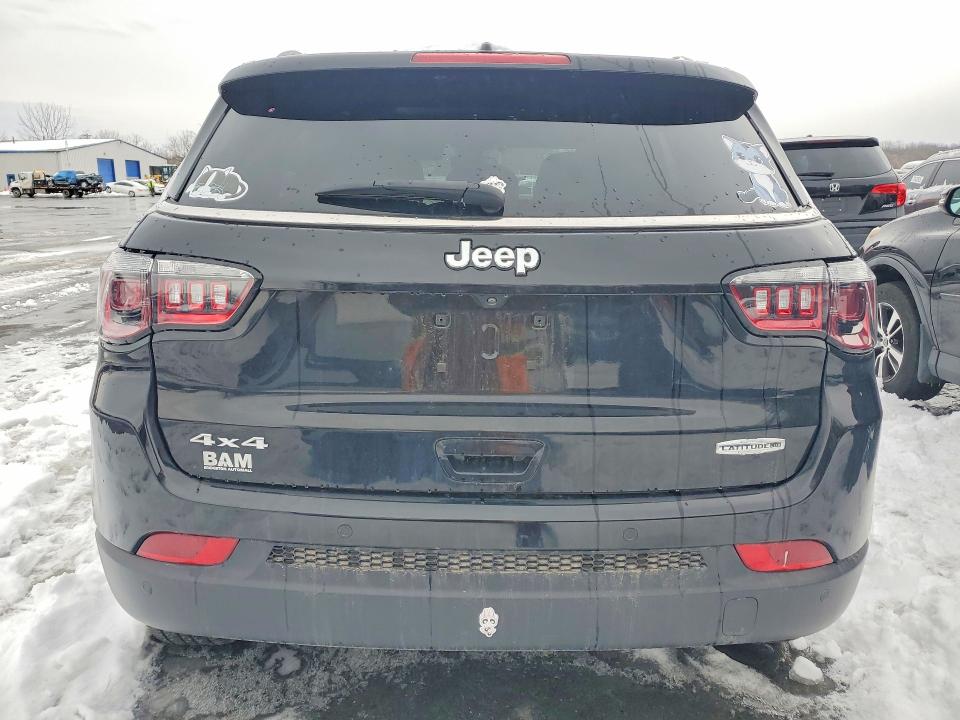 Photo 6 from auction – 2023 JEEP COMPASS with VIN 3C4NJDFN2PT571483