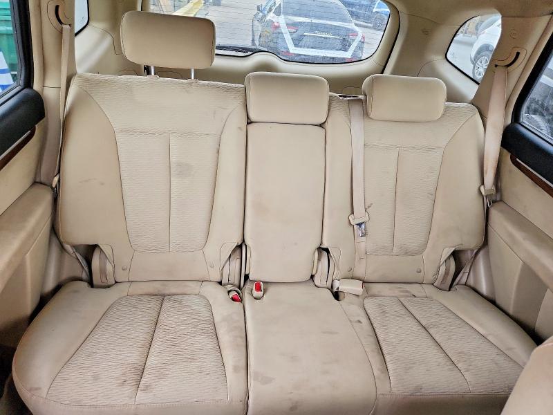 Photo 10 from auction – 2009 HYUNDAI SANTA FE with VIN 5NMSG13D99H329818